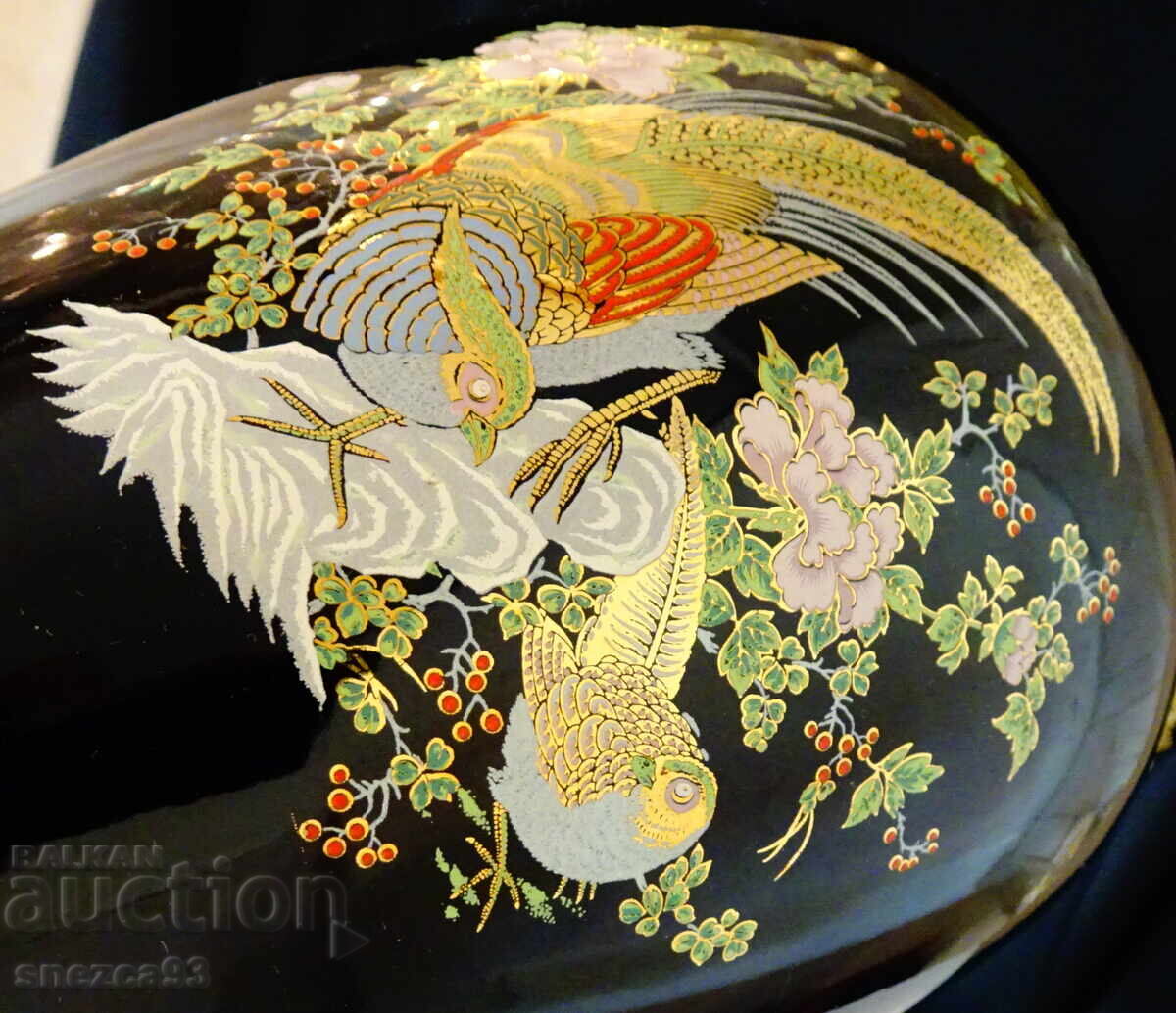 Доставка на Ваза японски порцелан,злато,кобалт,фазани. Доставка на Ваза японски порцелан,злато,кобалт,фазани.