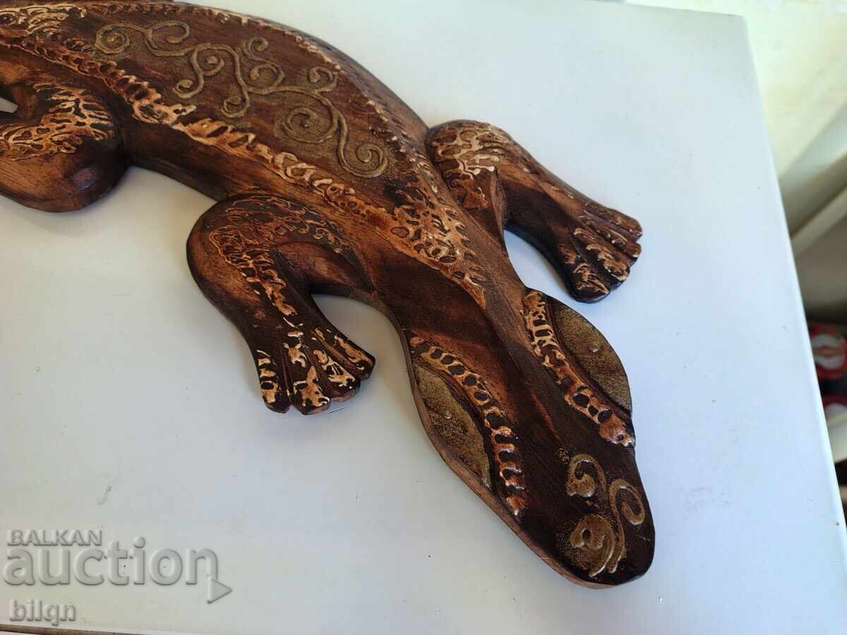 Șopârlă de lemn superbă cu preț 34.98 BGN | € 17.88