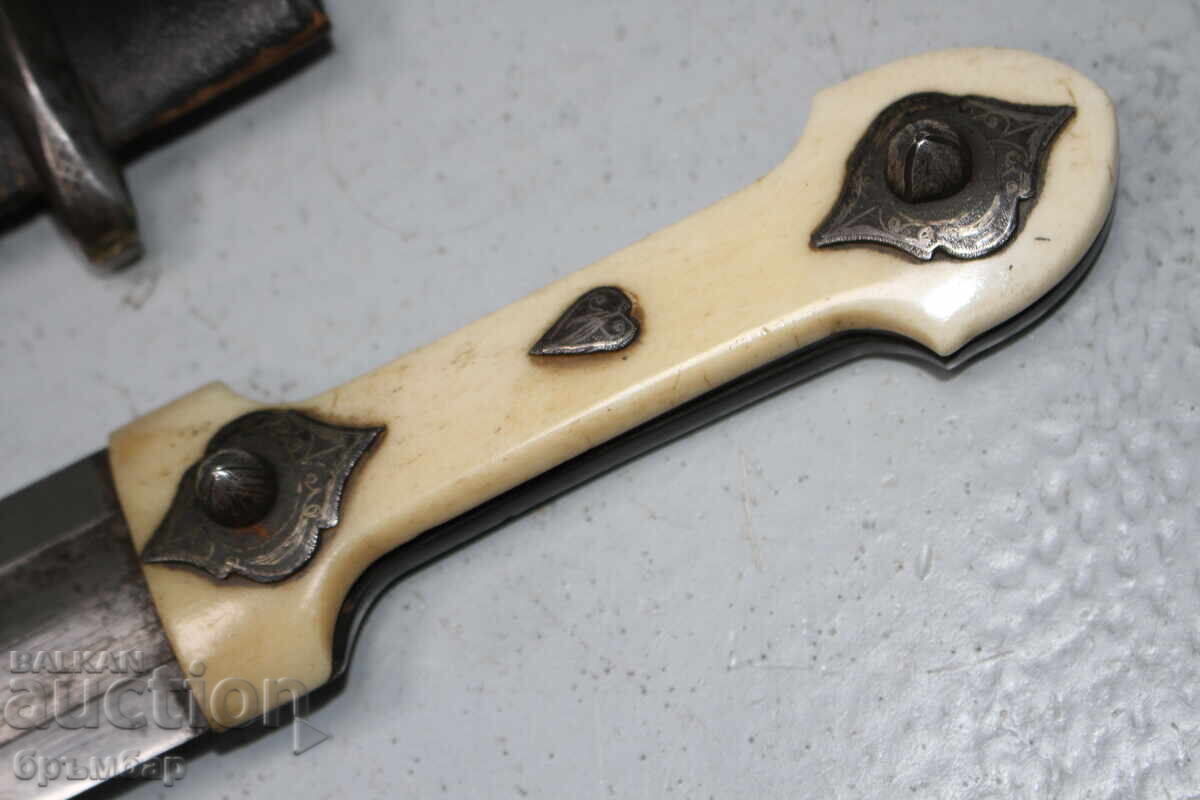 Russian Caucasian dagger with silver ornaments on the hilt - 5 Russian Caucasian dagger with silver ornaments on the hilt - 5