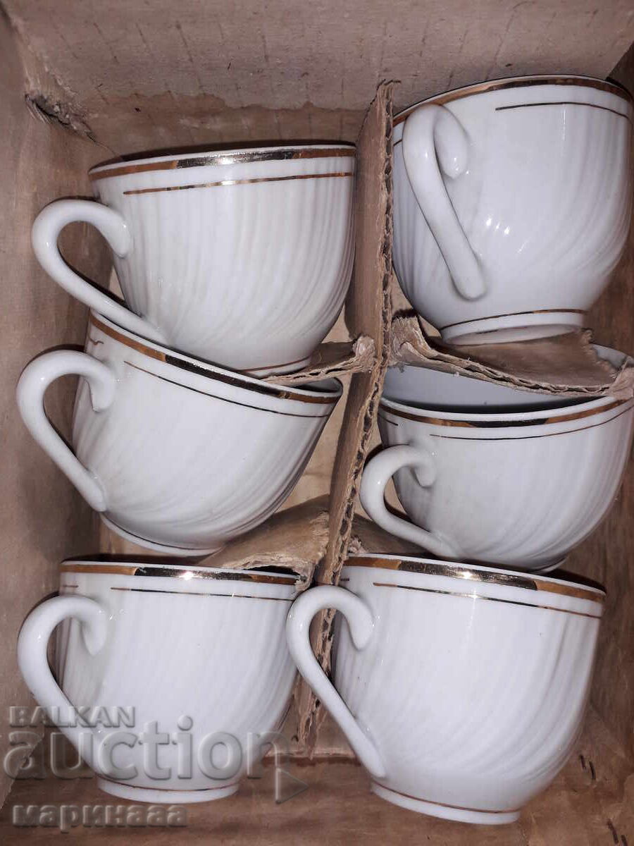 Delivery of NEW SOC. SERVICE. BRACELET NEW MARKET. PORCELAIN