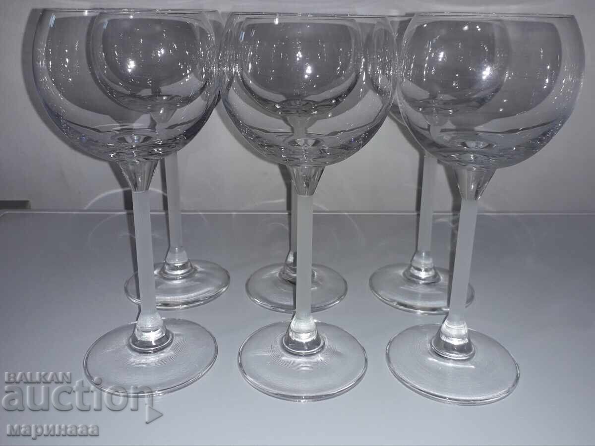 Auction Vintage Cup Set. Crystal Glass Auction Vintage Cup Set. Crystal Glass
