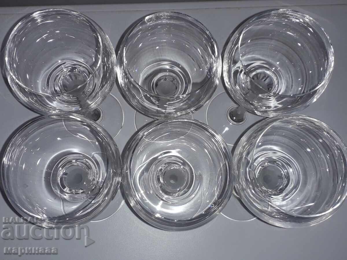Delivery of Vintage Cup Set. Crystal Glass Delivery of Vintage Cup Set. Crystal Glass