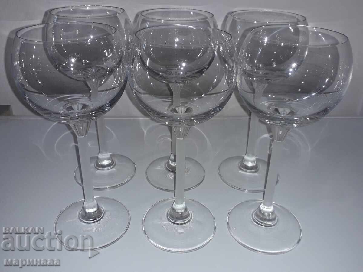 Vintage Cup Set. Crystal Glass Vintage Cup Set. Crystal Glass