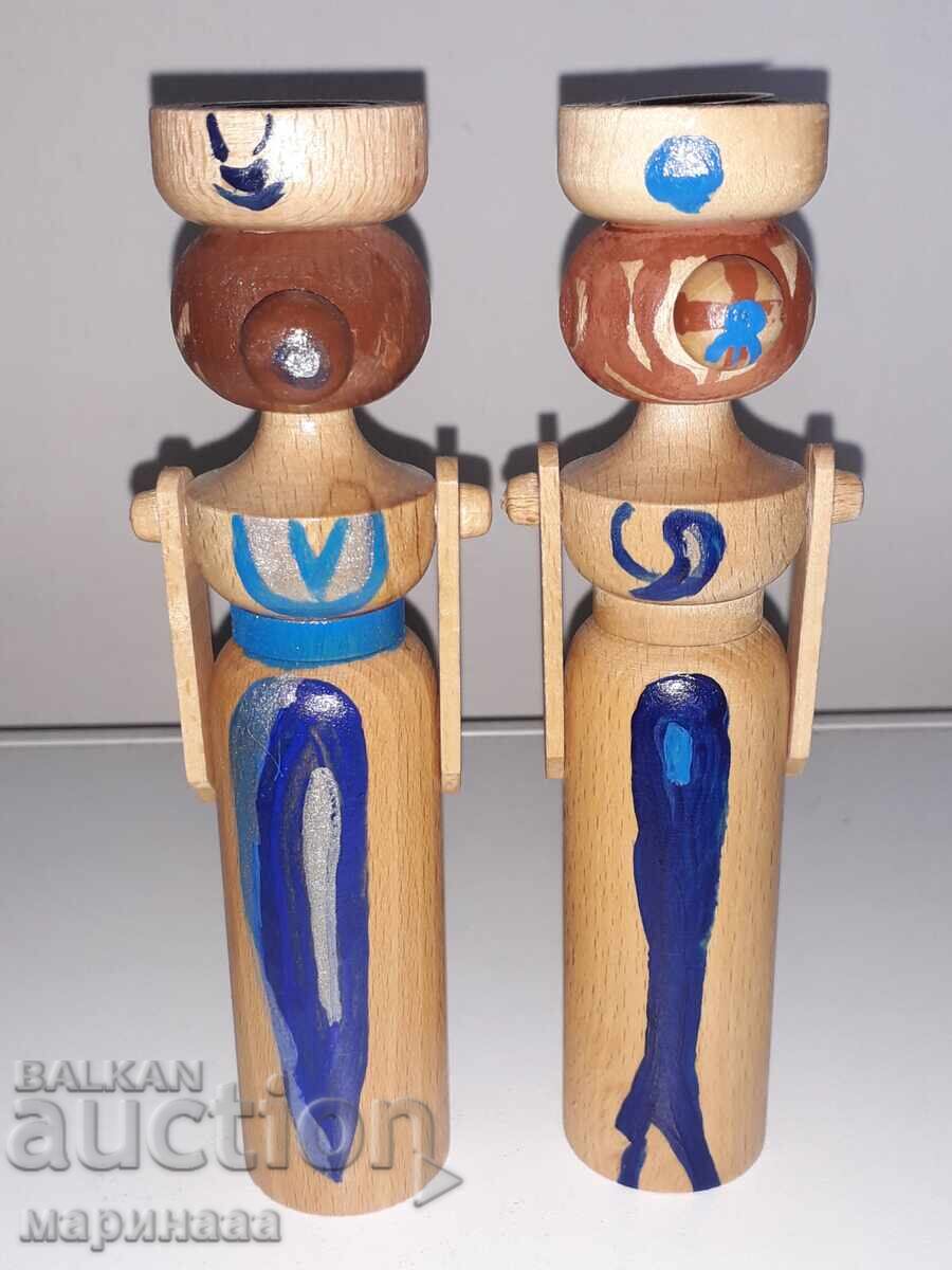 SFEȘNICE DESIGNER. LEMN cu preț 10.00 BGN | € 5.11 SFEȘNICE DESIGNER. LEMN cu preț 10.00 BGN | € 5.11