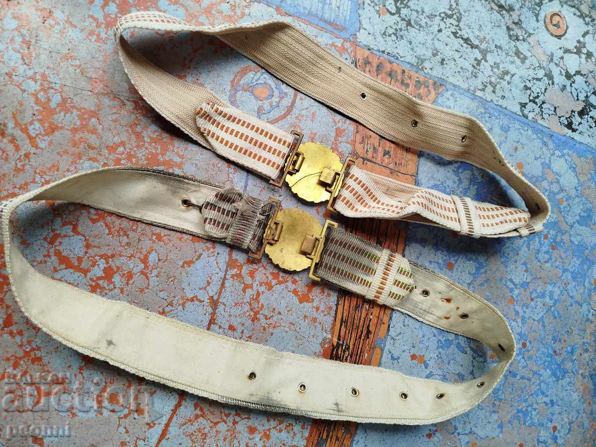 Παράδοση Δύο αξιωματικοί επίσημες ζώνες