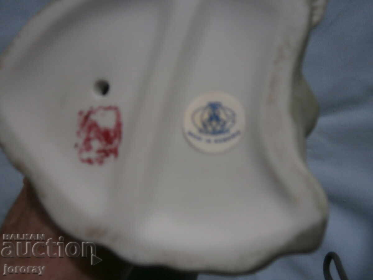 Auction Porcelain Figure Romania Auction Porcelain Figure Romania
