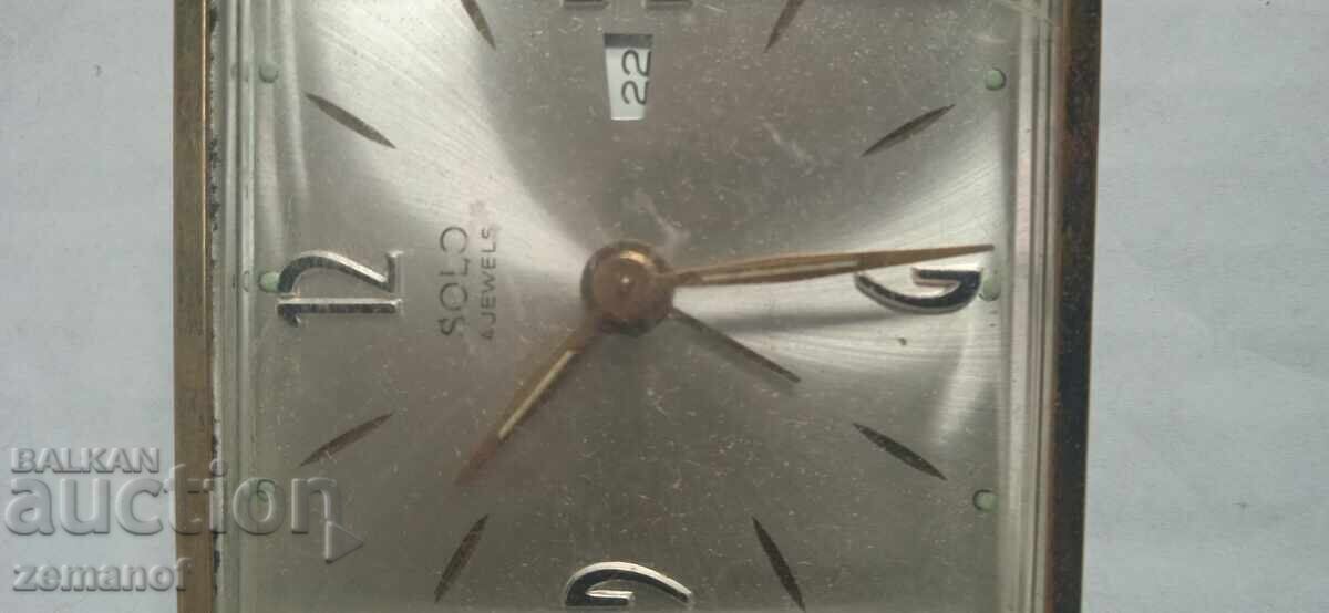 Часовник Solo 4 jewels с цена 8.00 лв. | € 4.09 Часовник Solo 4 jewels с цена 8.00 лв. | € 4.09