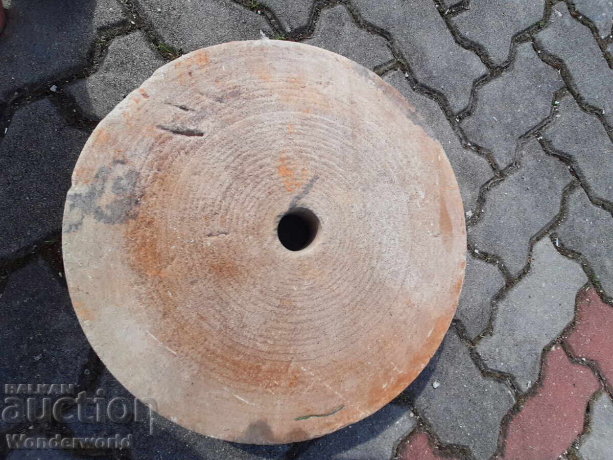 Piatră veche de ascuțit - piatră de ascuțit - 5