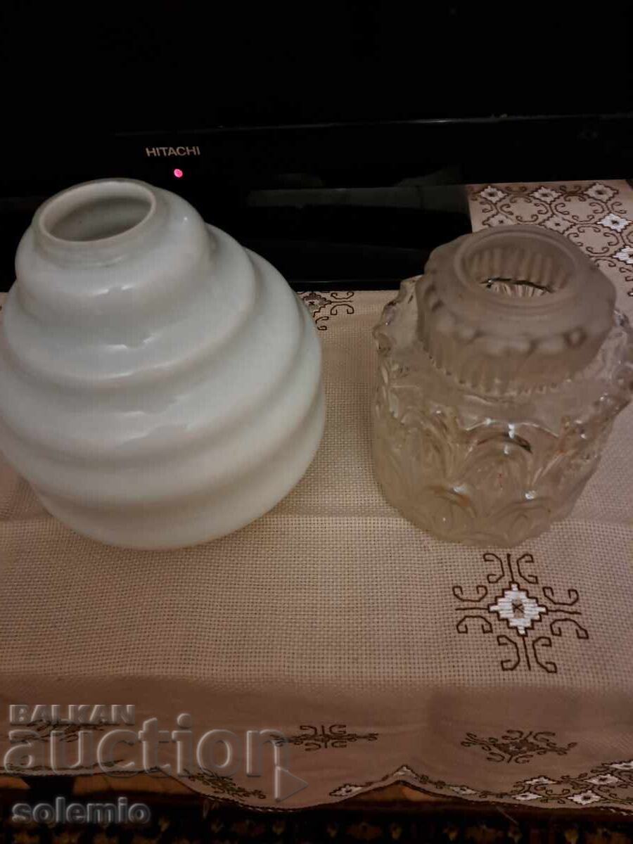 Доставка на Сребърна електрическа настолна лампа Доставка на Сребърна електрическа настолна лампа