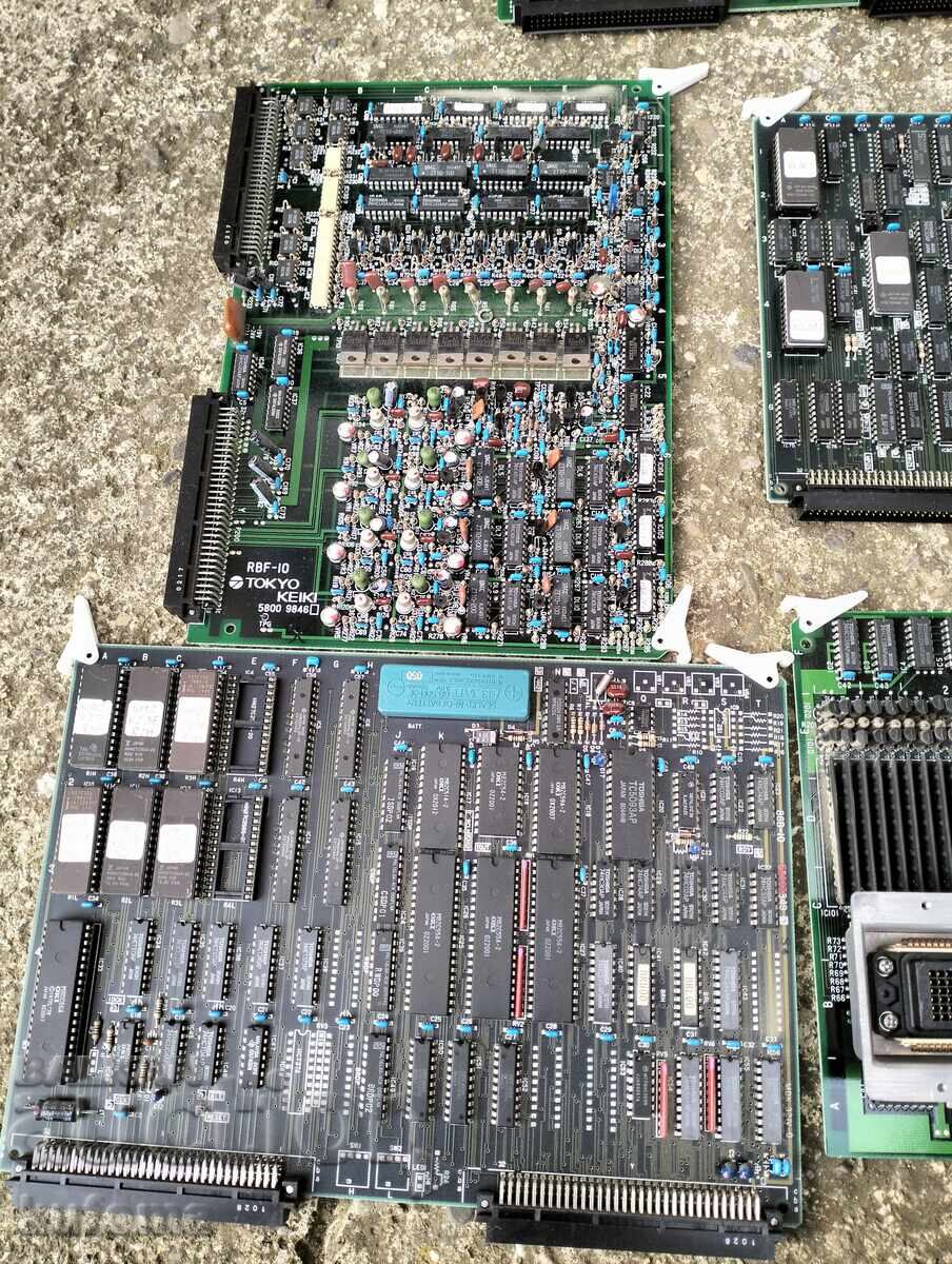 Old scarves with price 109.99 BGN | € 56.24 Old scarves with price 109.99 BGN | € 56.24