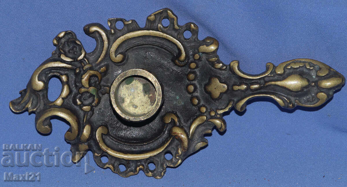 Декоративен бронзов свещник - 5