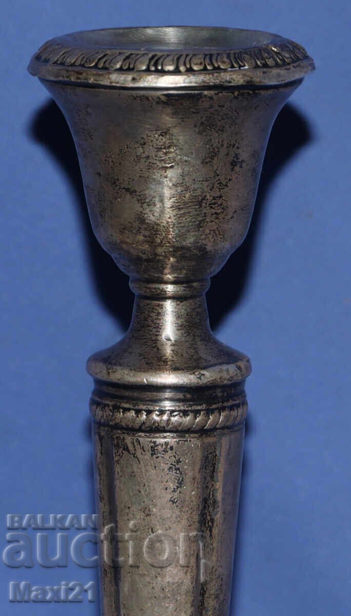 Vechi sfeșnic din argint sterling silver cu preț 400.00 BGN | € 204.52