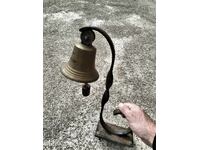 Бронзова камбана за врата