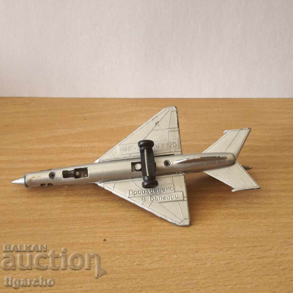 Delivery of Metal Airplane Bulgaria