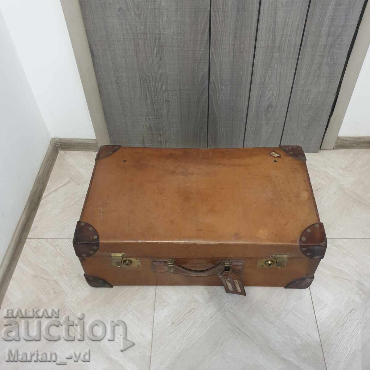 Old Viennese suitcase Johann Scholz Vienna