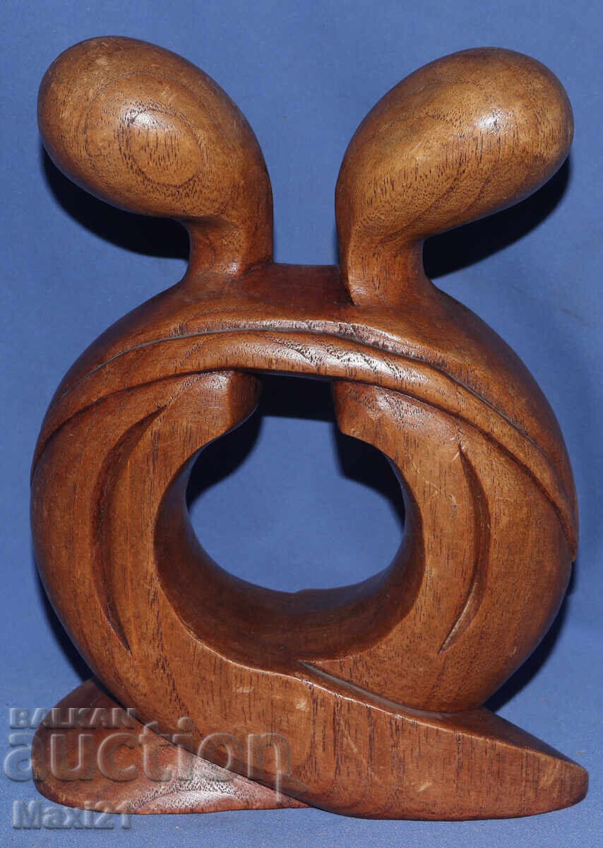 Ξυλόγλυπτη παραστατική γλυπτική