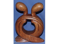 Ξυλόγλυπτη παραστατική γλυπτική