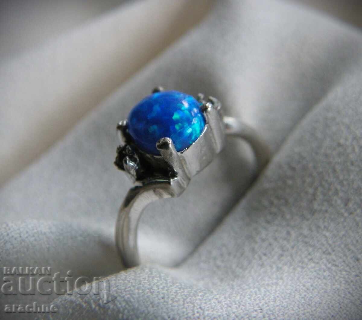 Δημοπρασία Ασημένιο δαχτυλίδι αντίκα με φυσικό οπάλιο Δημοπρασία Ασημένιο δαχτυλίδι αντίκα με φυσικό οπάλιο