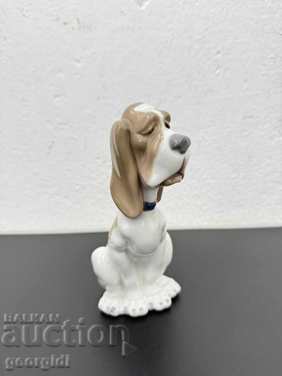 Porcelain Basset Hound Figure - Lladro - NAO. No. 7493 with price 120.00 BGN | € 61.36