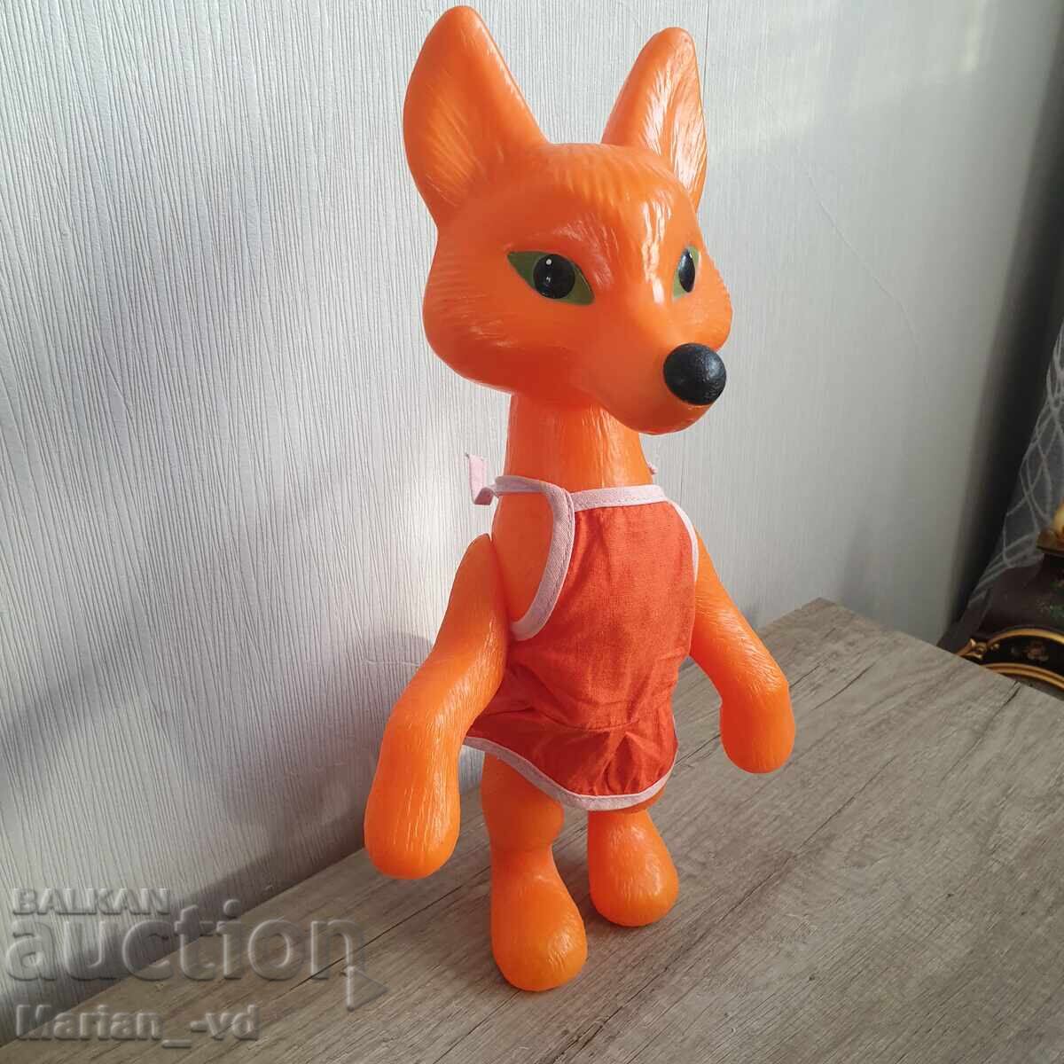 Παλιό μεγάλο πλαστικό παιχνίδι - αλεπού - 5