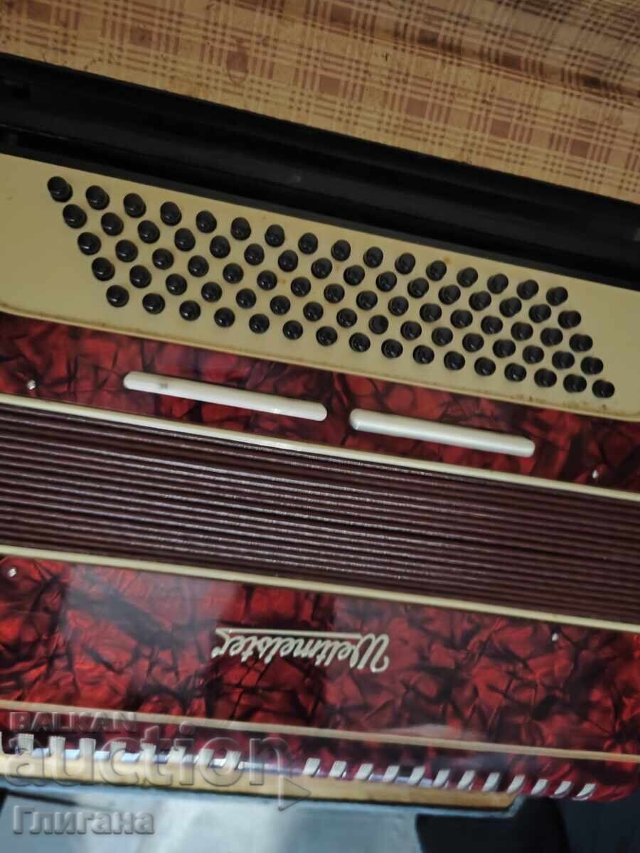Auction  Weltmeister Accordion, 80 Bass