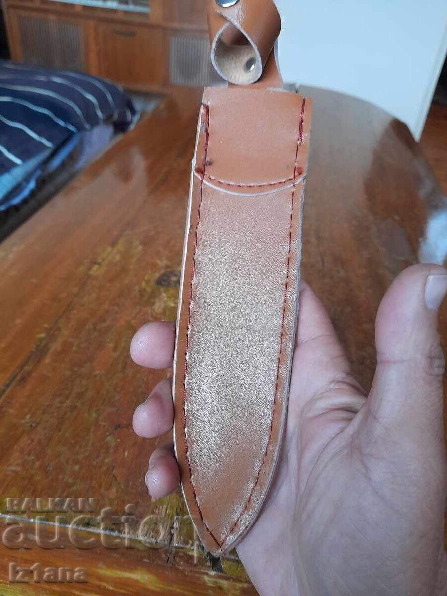 Παράδοση Παλιά δερμάτινη θήκη μαχαιριού