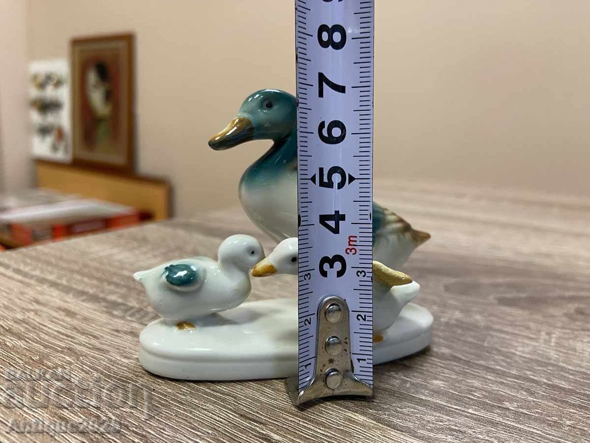 Familie de rațe, frumos pictate, porțelan german - 7 Familie de rațe, frumos pictate, porțelan german - 7