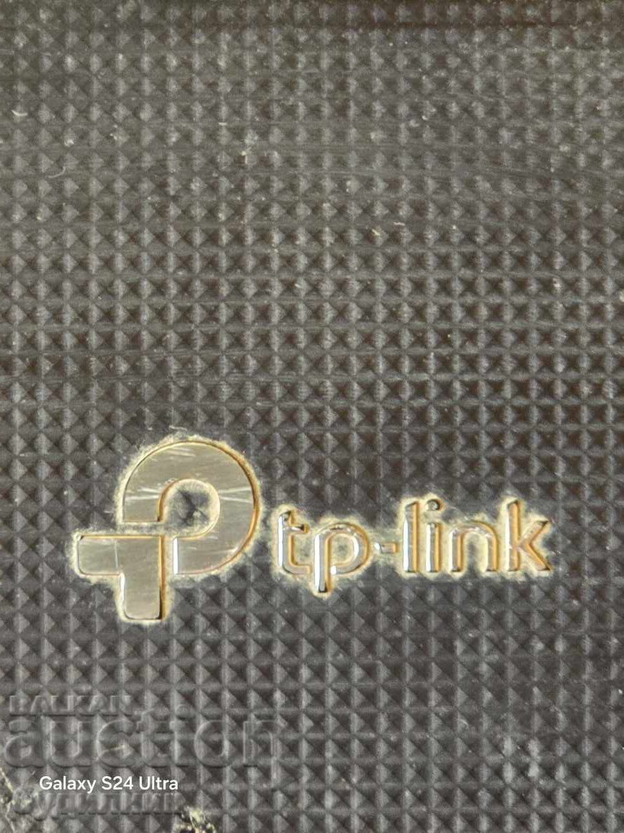 Router funcțional cu 3 antene. BZȚ. Lansez peste 100 de licitații. Reducere - 6