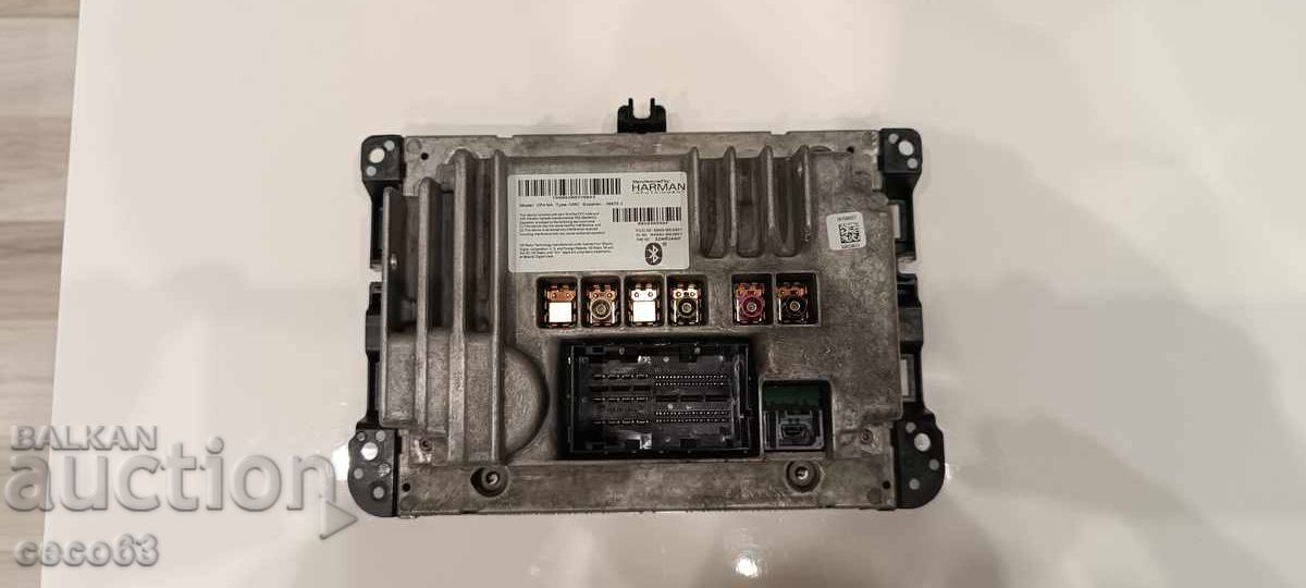 Licitație Jeep Grand Cherokee WK2 multimedia originală