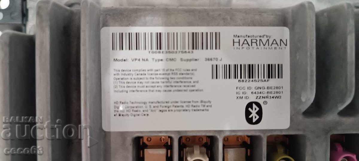 Livrarea Jeep Grand Cherokee WK2 multimedia originală