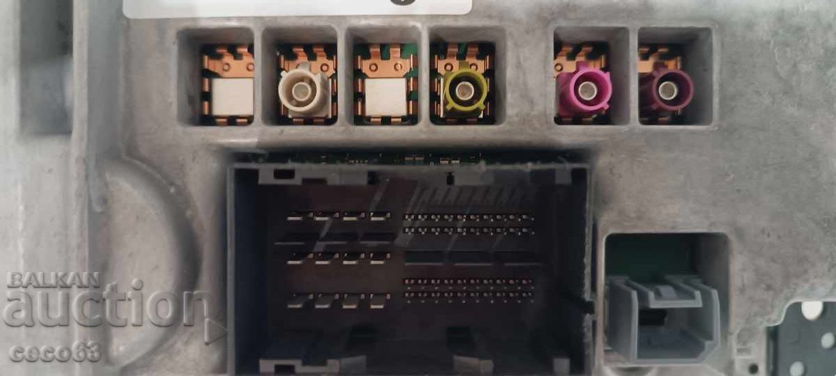 Jeep Grand Cherokee WK2 multimedia originală - 5