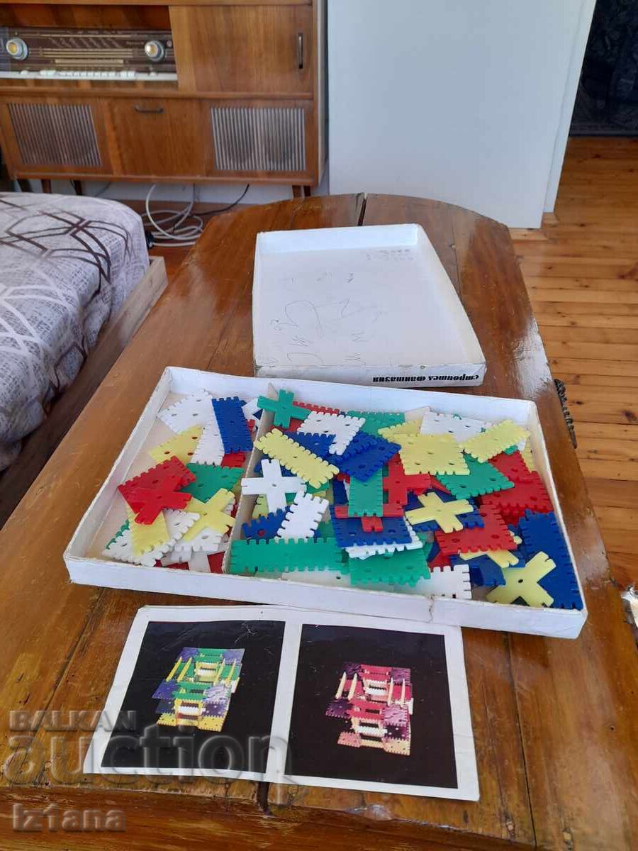 Constructor Star Fantezie cu preț 55.00 BGN | € 28.12 Constructor Star Fantezie cu preț 55.00 BGN | € 28.12