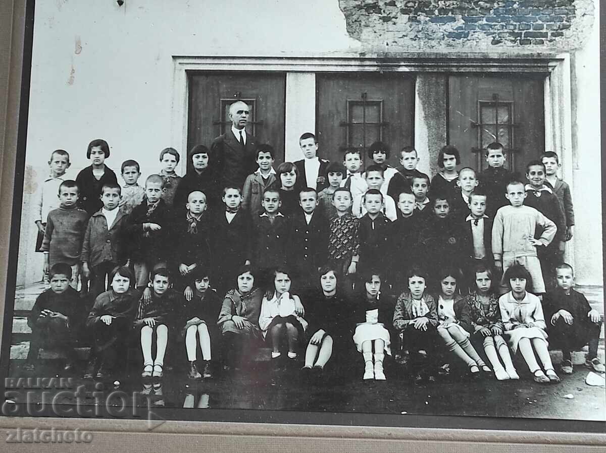 Φωτογραφία χαρτονιού Βασίλειο Βουλγαρίας - με τιμή 60.00 BGN | € 30.68 Φωτογραφία χαρτονιού Βασίλειο Βουλγαρίας - με τιμή 60.00 BGN | € 30.68