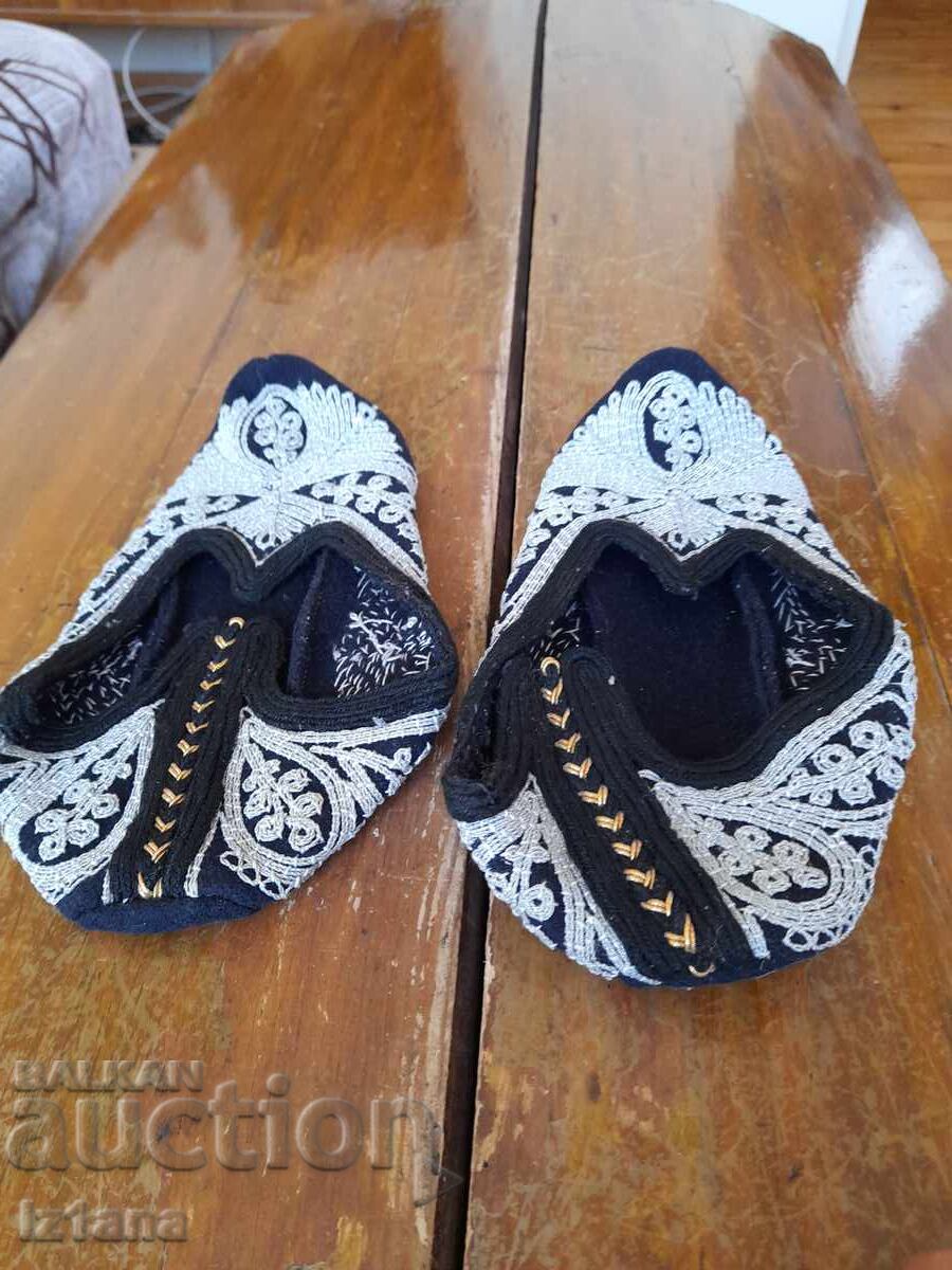 Παράδοση Παλαιά πλακάκια Ροδόπης