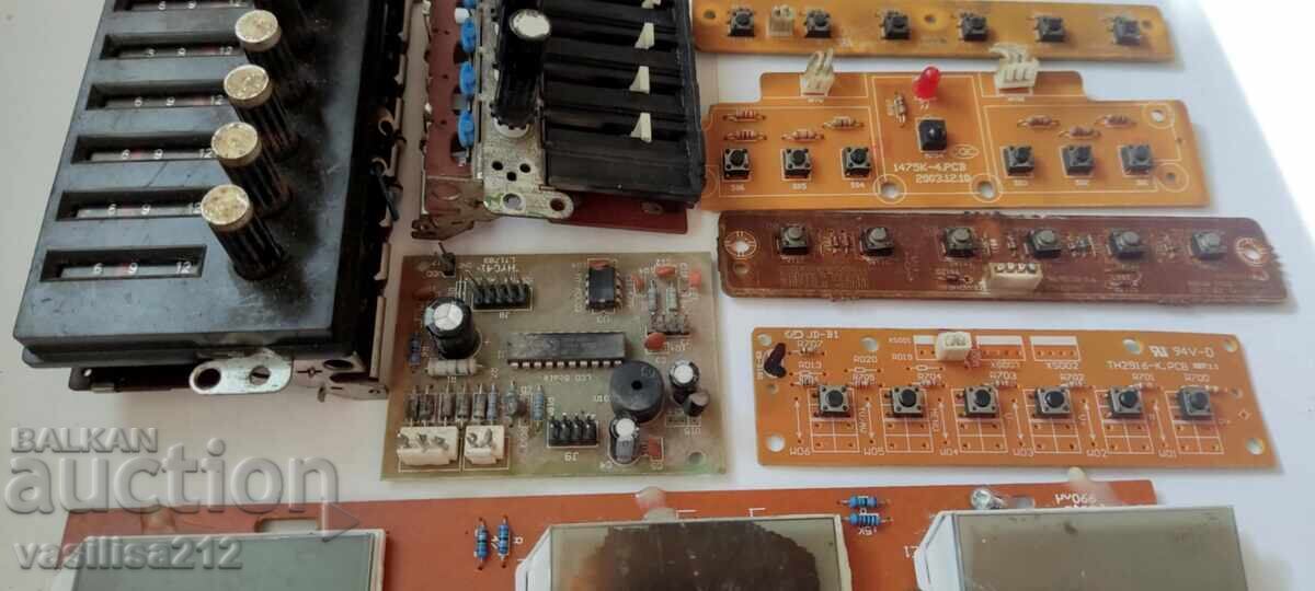 Electronic scrap, circuit boards with price 0.01 BGN | € 0.01 Electronic scrap, circuit boards with price 0.01 BGN | € 0.01