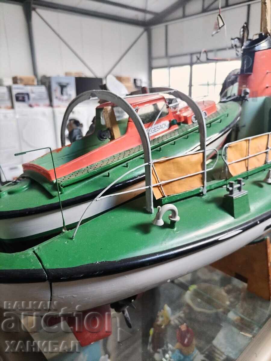 Licitație MACHET MARE, MODEL DE NAVĂ