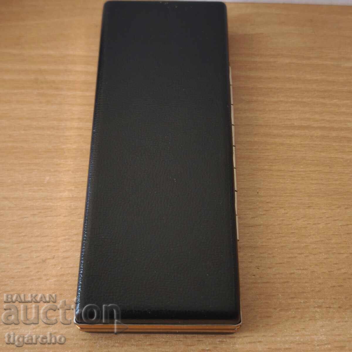 Παράδοση Στυλό και μολύβι Παράδοση Στυλό και μολύβι