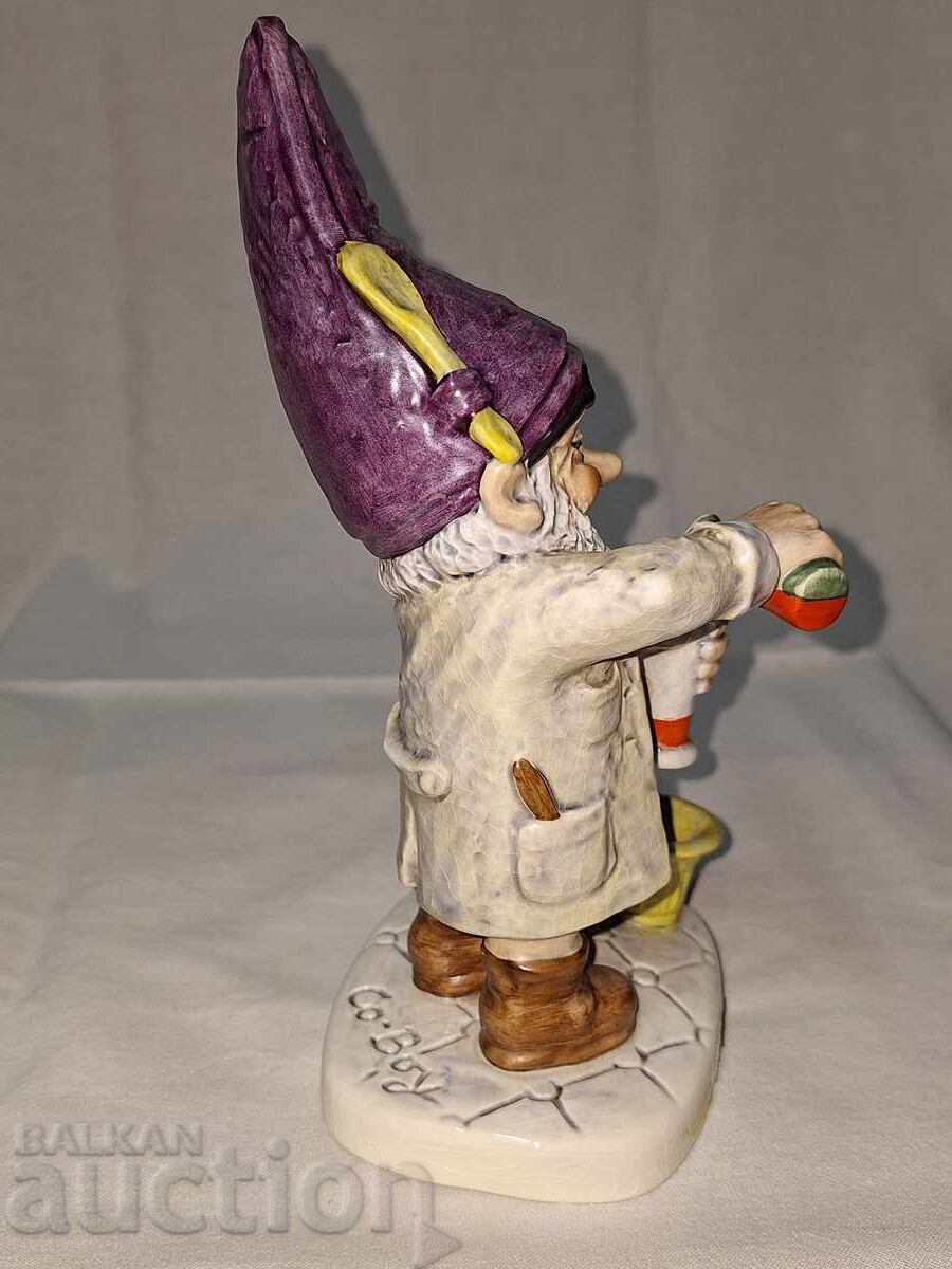Licitație Figurină de porțelan--Goebel--W.Germany--1972--Jack--farmacist
