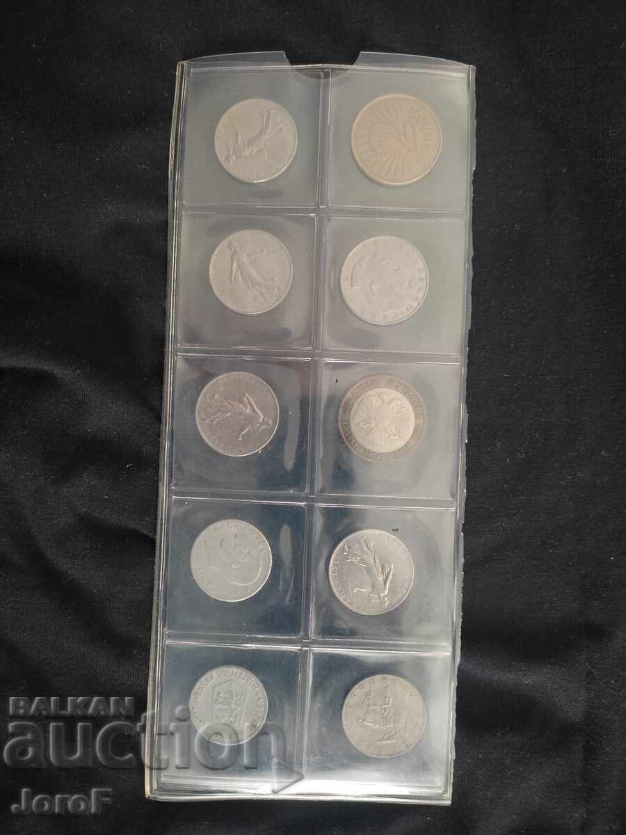 Monede diferite cu preț 10.00 BGN | € 5.11