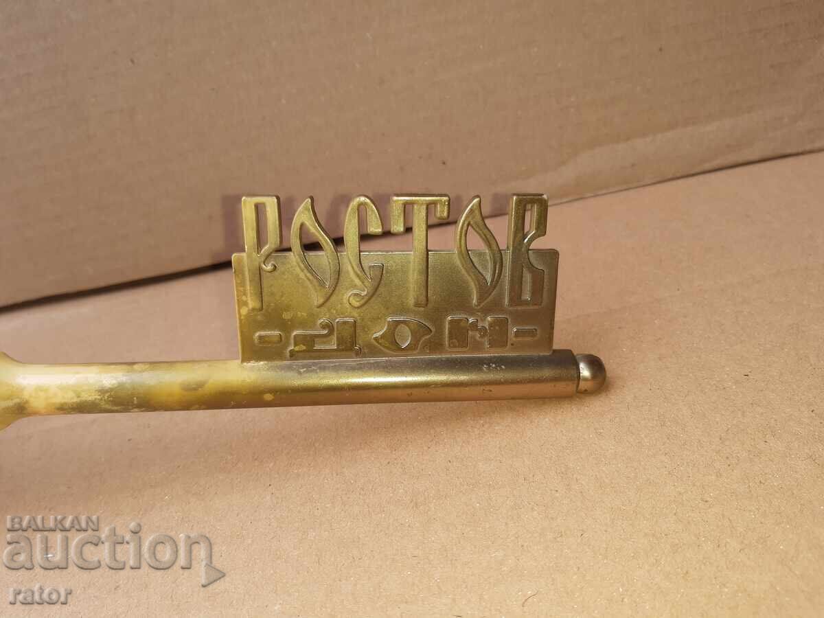 Licitație Ceas rar, ceas deșteptător - cheie VITEAZ. Funcționează