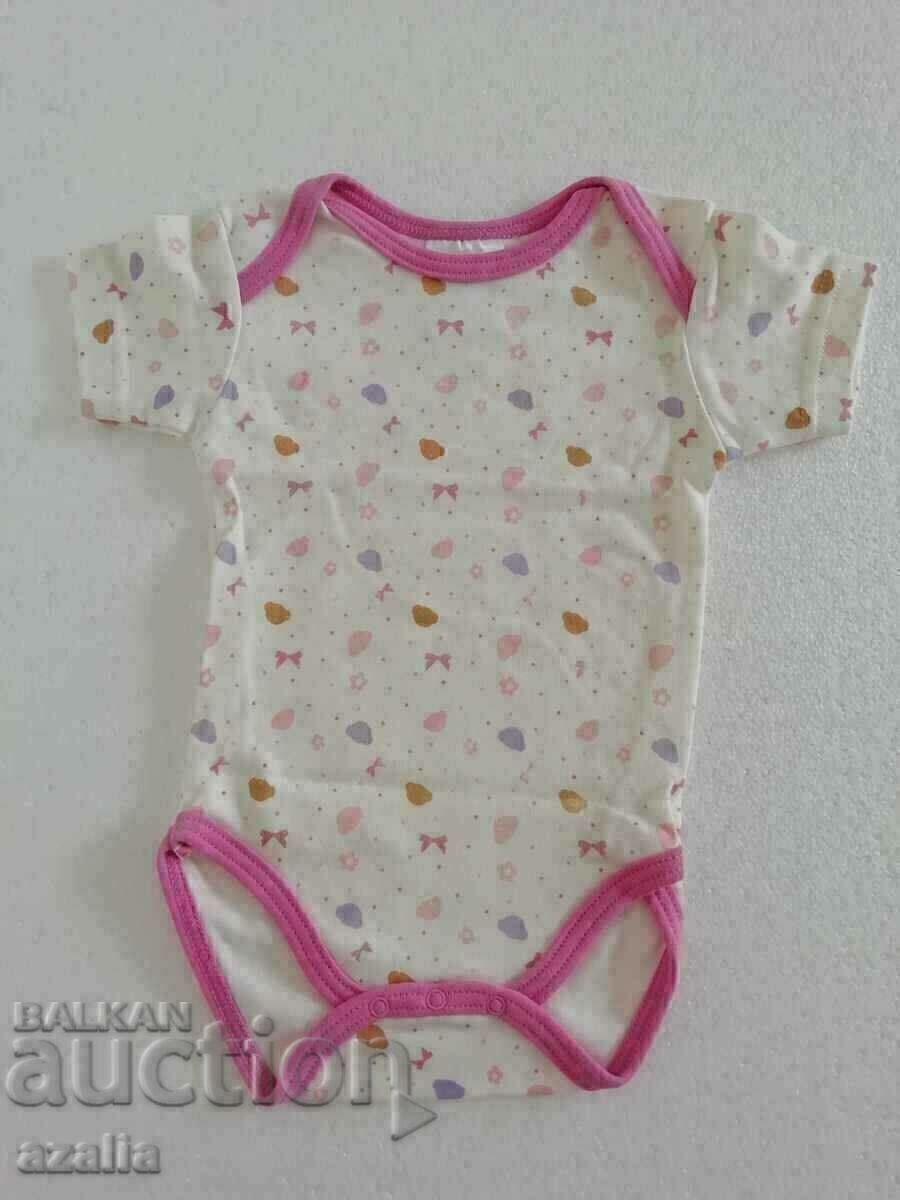 4 baby bodysuits 4 baby bodysuits
