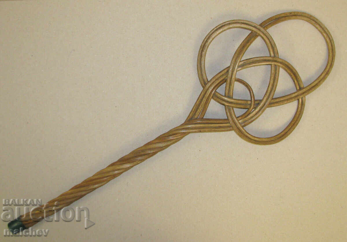 Auction Woven rattan carpet beater, 1980s, excellent Auction Woven rattan carpet beater, 1980s, excellent