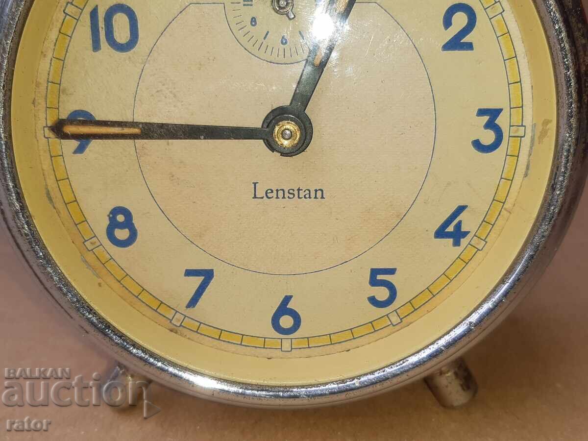 Стар рядък часовник , будилник LENSTAN . Работи с цена 14.00 лв. | € 7.16 Стар рядък часовник , будилник LENSTAN . Работи с цена 14.00 лв. | € 7.16