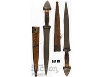 Sabie magică veche a Tuaregilor