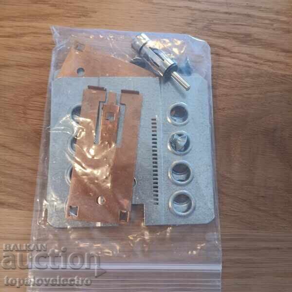 Livrarea NOU! Kit de montaj dublu pentru radio 2 DIN pentru Fiat 500