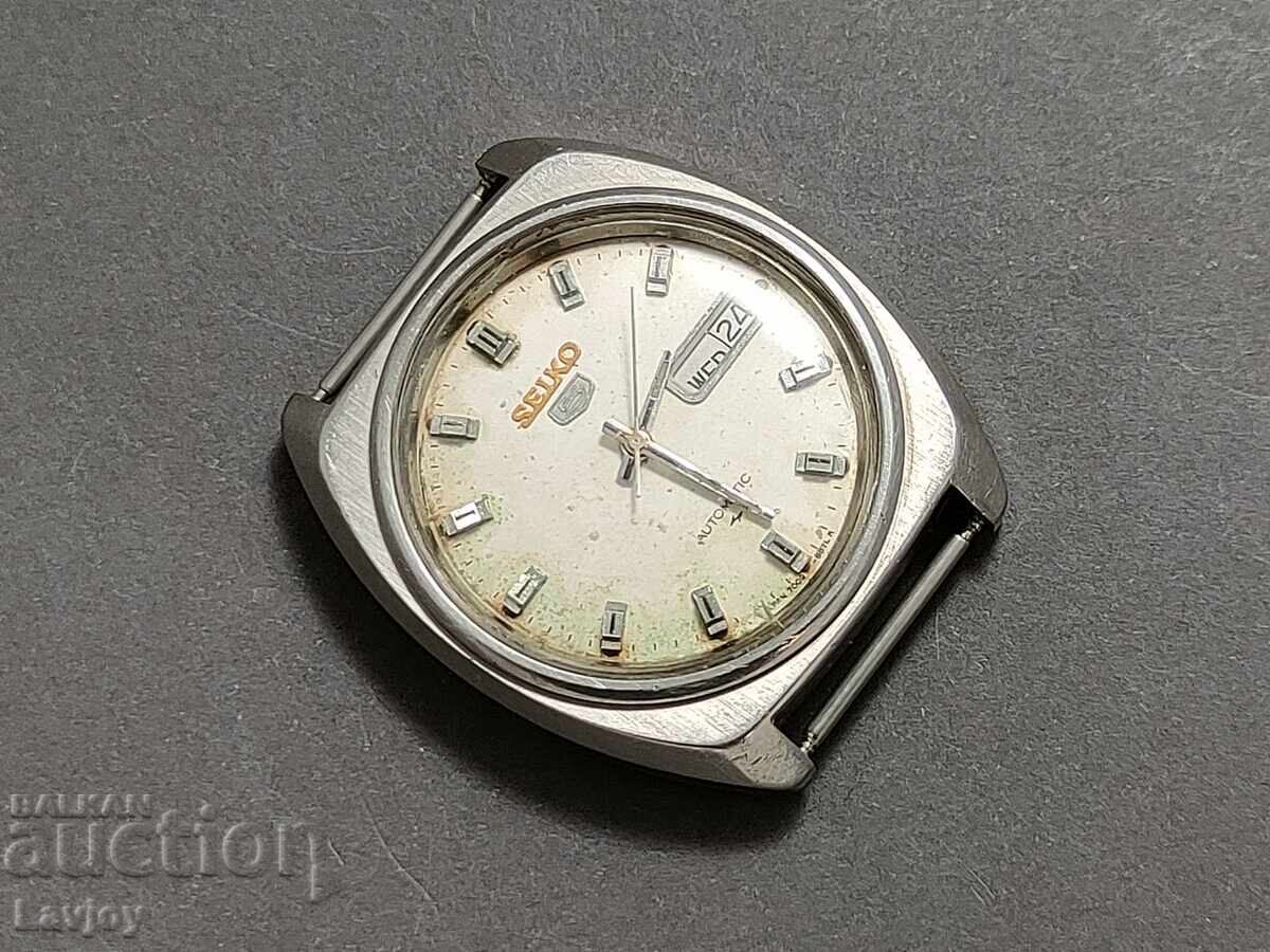 Auction Seiko 5 B.Z.C. Wristwatch from 0.01 St Auction Seiko 5 B.Z.C. Wristwatch from 0.01 St