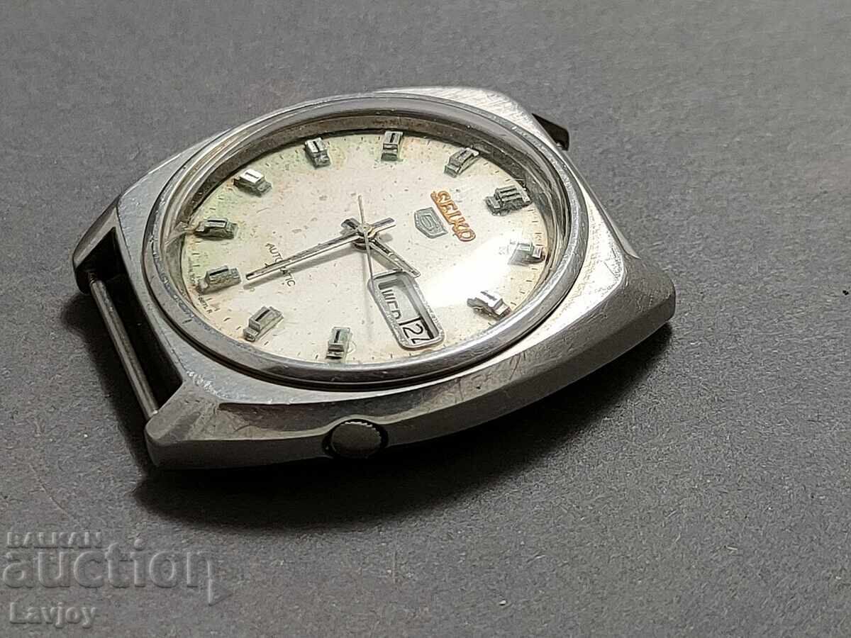 Delivery of Seiko 5 B.Z.C. Wristwatch from 0.01 St Delivery of Seiko 5 B.Z.C. Wristwatch from 0.01 St