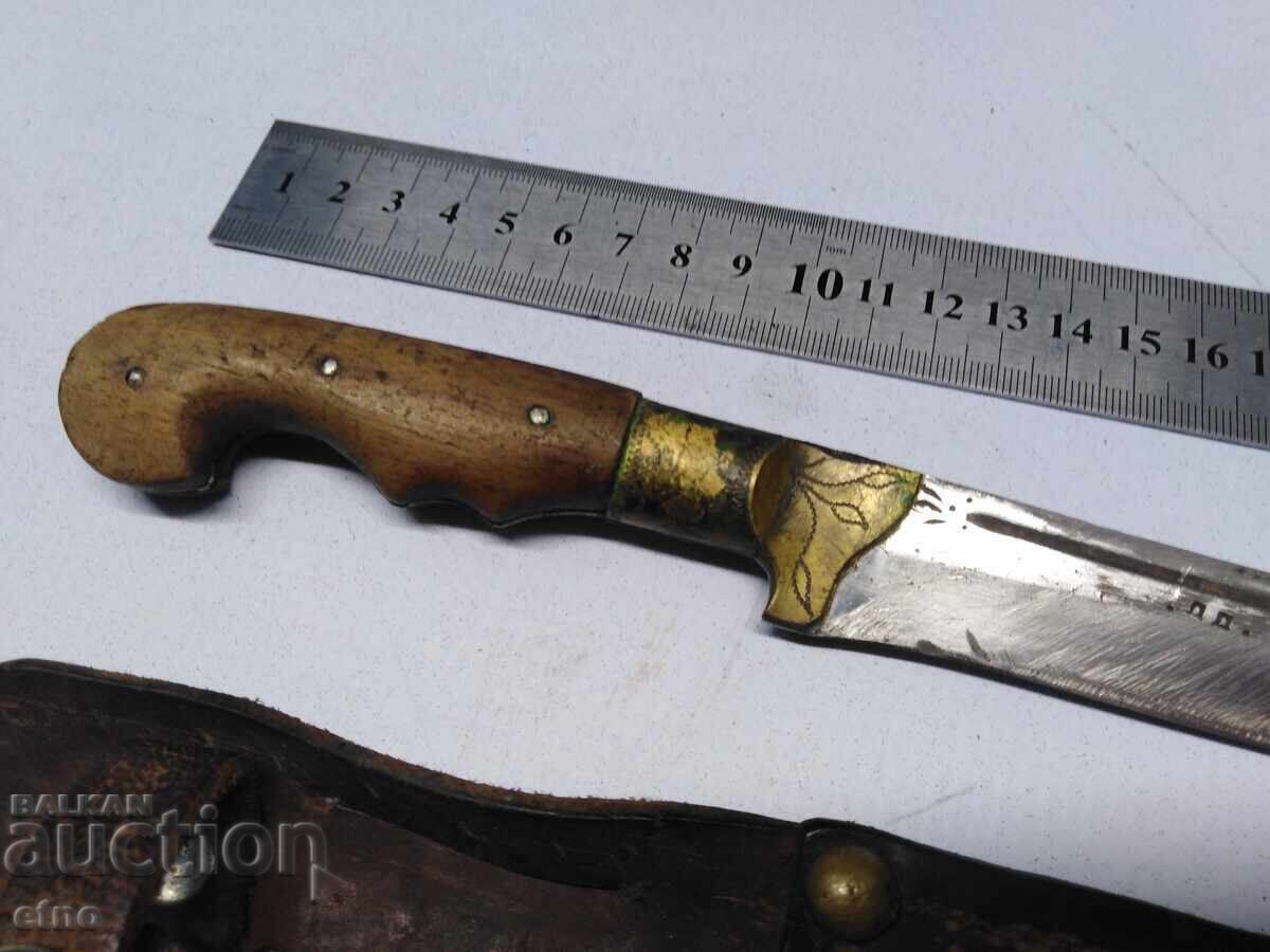 ΠΑΛΙΟ ΒΟΥΛΓΑΡΙΚΟ ΜΑΧΑΙΡΙ ΤΟΥ ΝΤΙΜΙΤΡ ΝΤΙΜΙΤΡΟΦ ΜΕ ΔΕΡΜΑΤΙΝΗ ΘΗΚΗ, ΕΛΑΦΙ - 6 ΠΑΛΙΟ ΒΟΥΛΓΑΡΙΚΟ ΜΑΧΑΙΡΙ ΤΟΥ ΝΤΙΜΙΤΡ ΝΤΙΜΙΤΡΟΦ ΜΕ ΔΕΡΜΑΤΙΝΗ ΘΗΚΗ, ΕΛΑΦΙ - 6