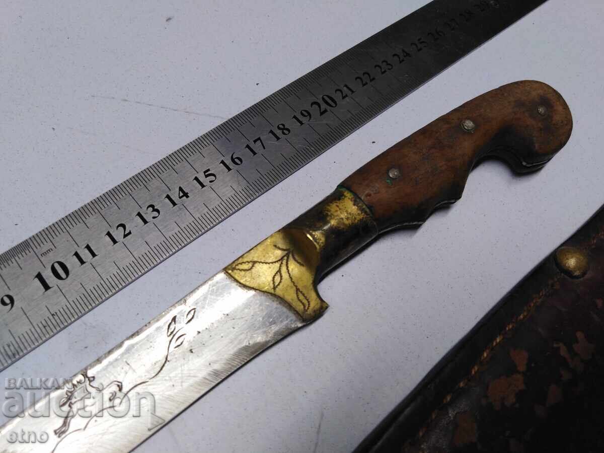 ΠΑΛΙΟ ΒΟΥΛΓΑΡΙΚΟ ΜΑΧΑΙΡΙ ΤΟΥ ΝΤΙΜΙΤΡ ΝΤΙΜΙΤΡΟΦ ΜΕ ΔΕΡΜΑΤΙΝΗ ΘΗΚΗ, ΕΛΑΦΙ - 7 ΠΑΛΙΟ ΒΟΥΛΓΑΡΙΚΟ ΜΑΧΑΙΡΙ ΤΟΥ ΝΤΙΜΙΤΡ ΝΤΙΜΙΤΡΟΦ ΜΕ ΔΕΡΜΑΤΙΝΗ ΘΗΚΗ, ΕΛΑΦΙ - 7