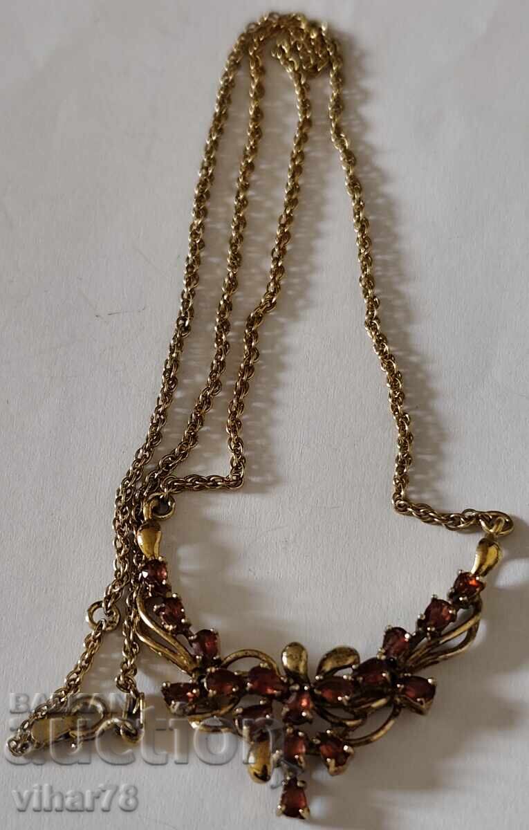 Επιχρυσωμένο ασημένιο κολιέ με γρανάτες με τιμή 199.99 BGN | € 102.25